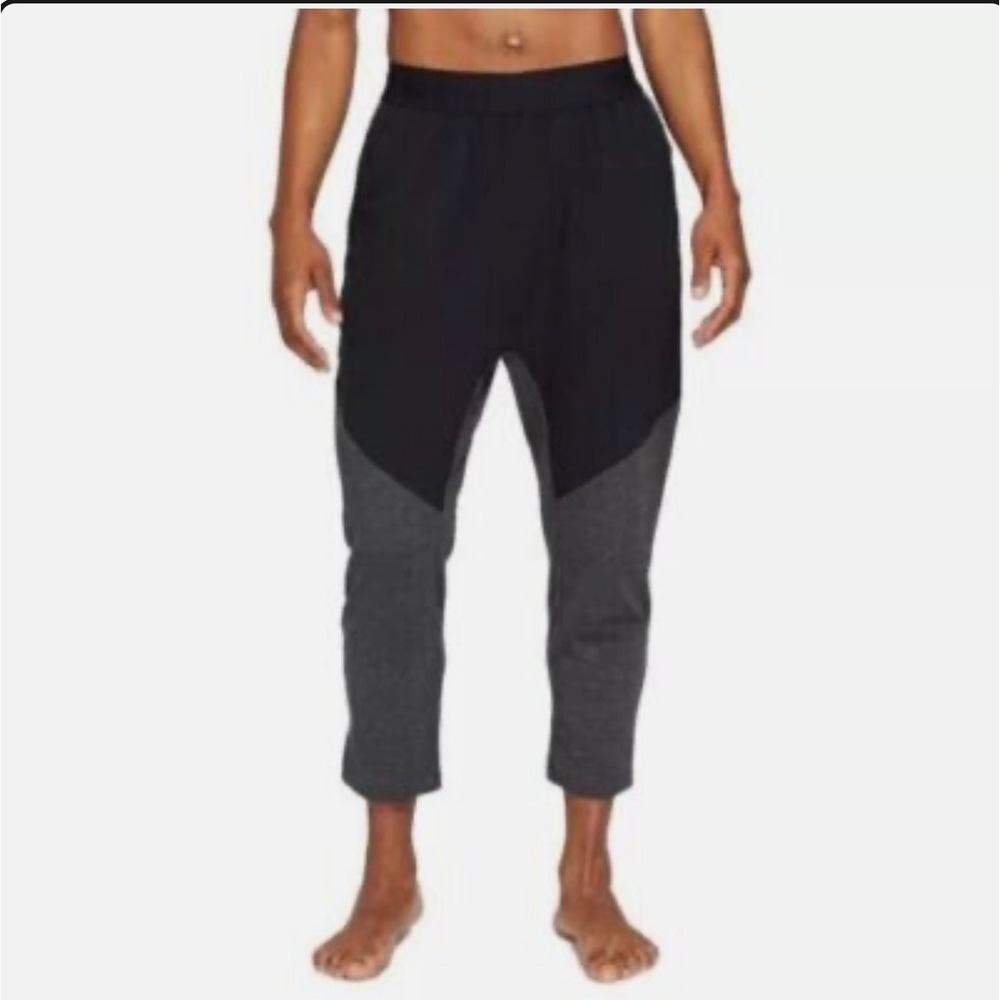 Nike Yoga Dri-FIT Loose Fit Training Pants Mens Medium Black Grey DH1933-032
